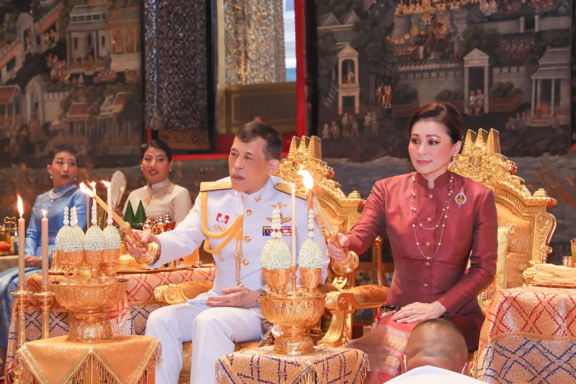 Thailand King Maha Vajiralongkorn and his wife