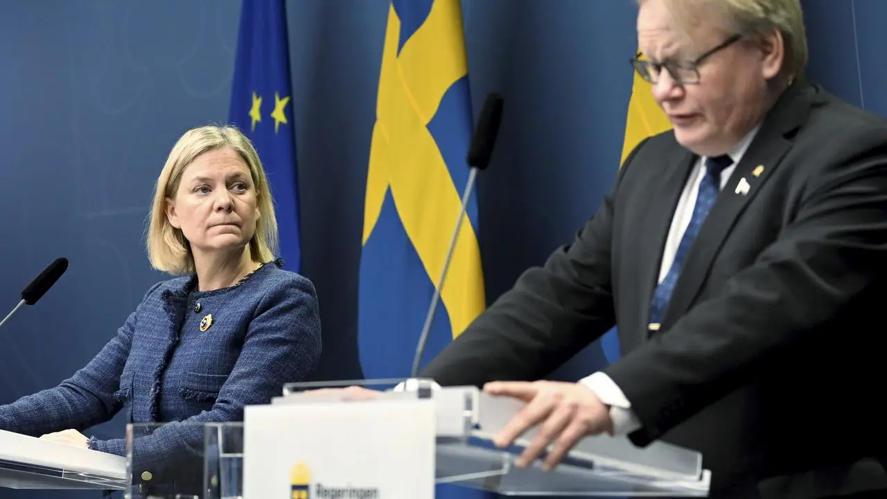 Sweden Prime Minister Magdalena Andersson and Defense Minister Peter Hultqvist